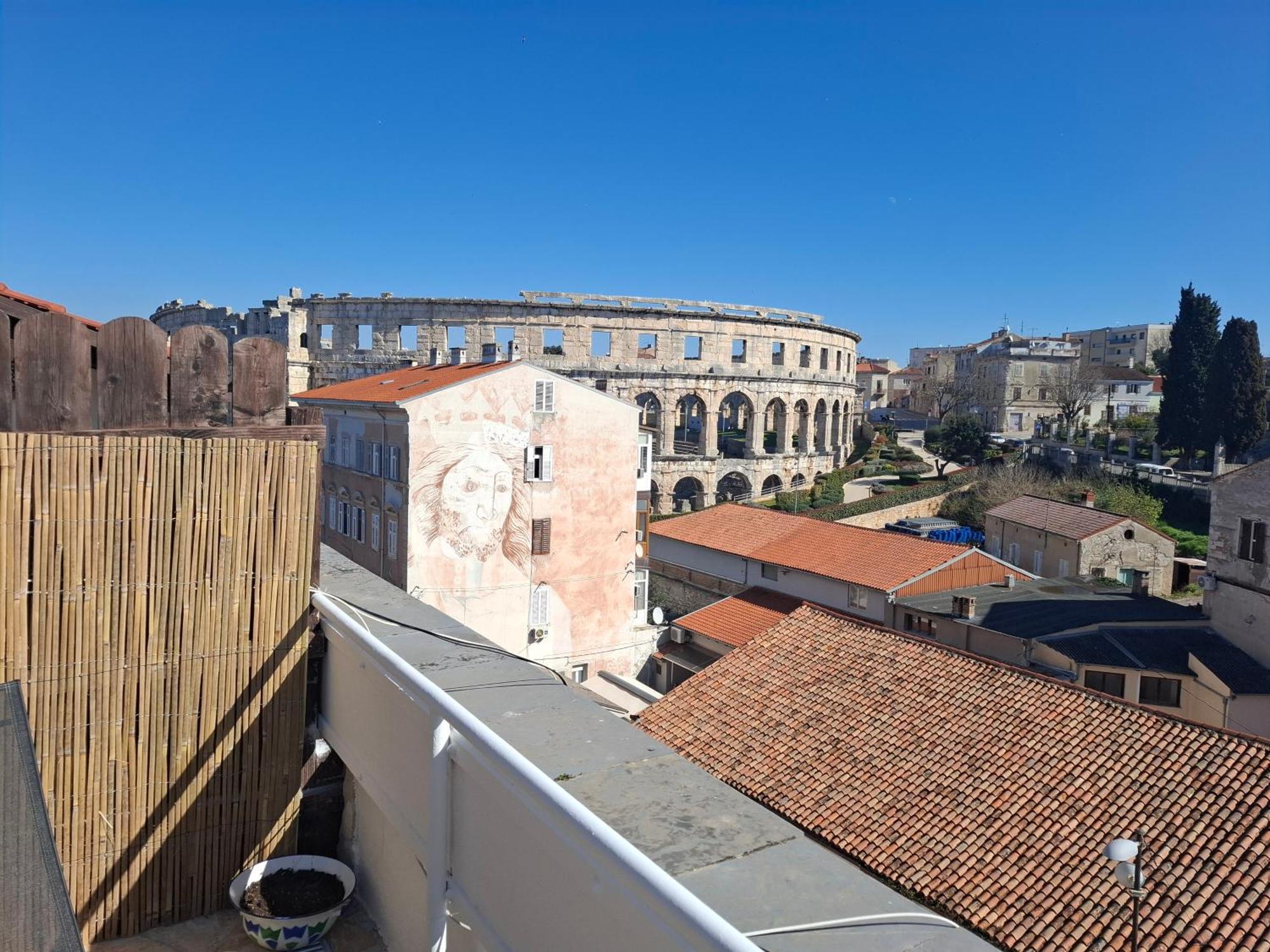 Terrace Dream View Over Amphitheatre Pula Exterior photo